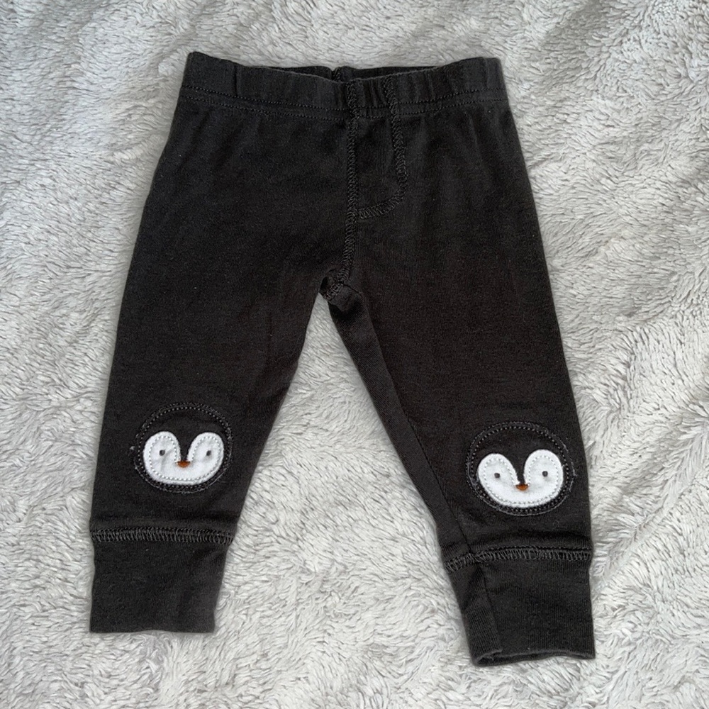 (3 for $10) carters 3-6 months penguin pants 🐧